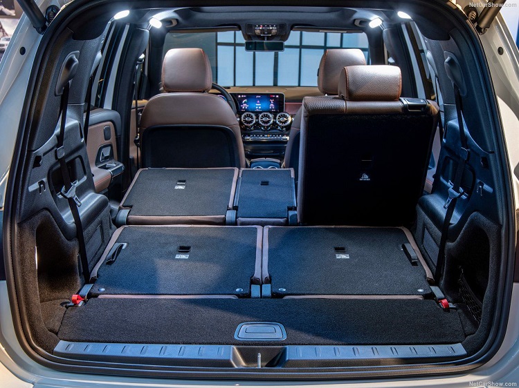 nội thất Mercedes GLB 200 AMG
